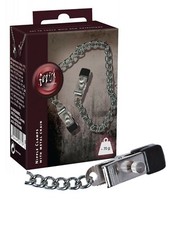 stringi capezzoli a catena